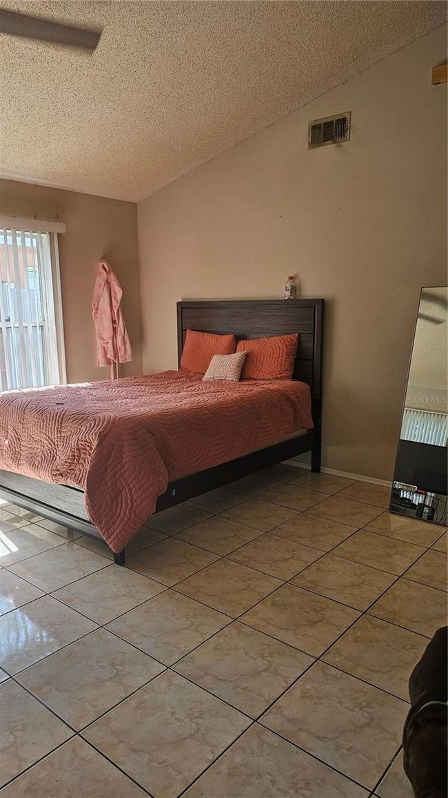 7532 Pine Fork Dr, House other with 3 bedrooms, 2 bathrooms and null parking in ORLANDO FL | Image 4