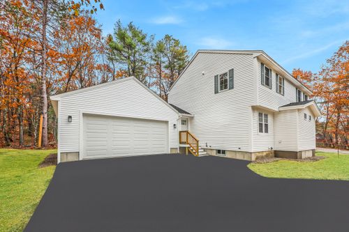 23-23 Lilac Lane, Kennebunk, ME, 04043 | Card Image