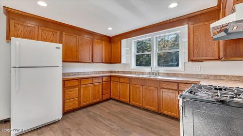 apt-1-960 Main St, Newfoundland, PA, 18445-5213 | Card Image