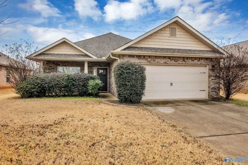 135 Pembridge Ln, Madison, AL, 35756-4370 | Card Image