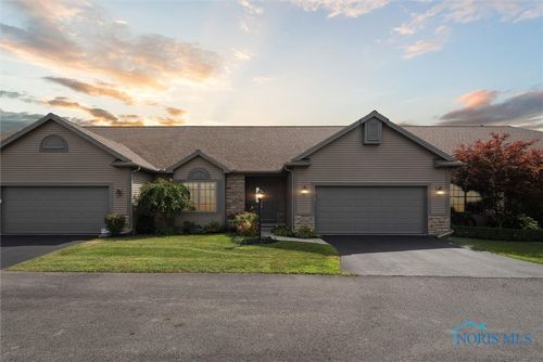 14554 Dexter Falls Rd, Perrysburg, OH, 43551-6738 | Card Image