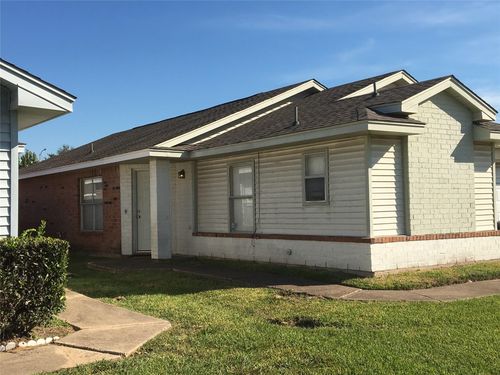 4618 Bryant Ridge Rd, Houston, TX, 77053-3349 | Card Image