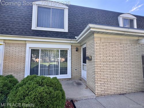 2-29648 City Center Drive, Warren, MI, 48093 | Card Image