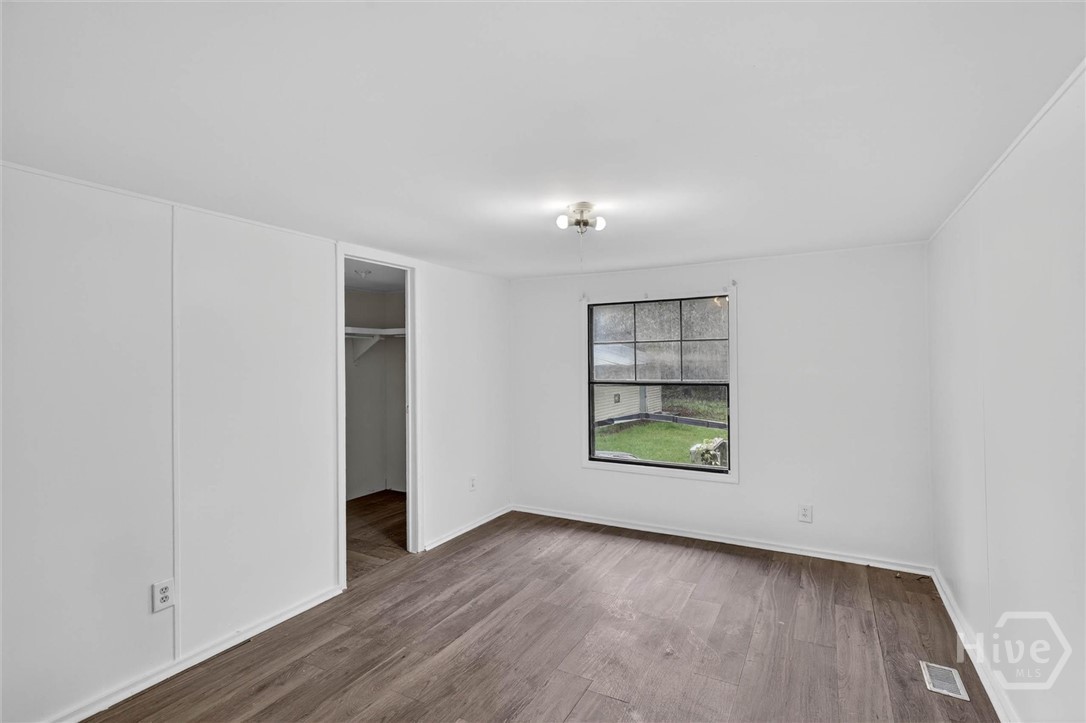 Residential in Bloomingdale 5