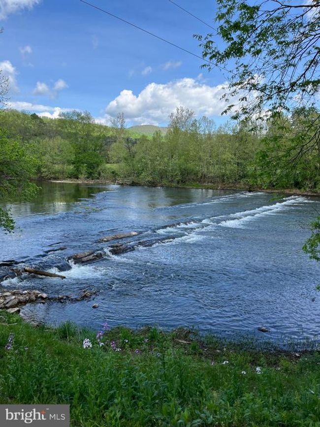 400 N Fork River Rd, House other with 3 bedrooms, 3 bathrooms and null parking in Shenandoah VA | Image 35