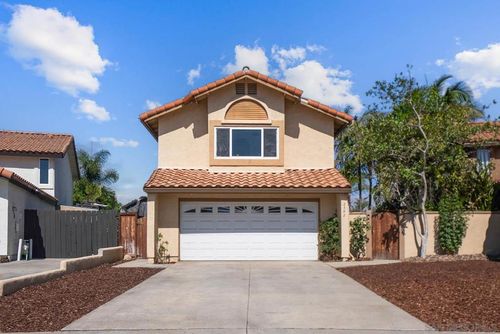 2492 Royal Saint James Dr, El Cajon, CA, 92019-4409 | Card Image