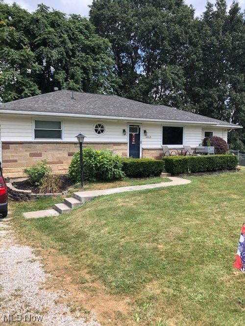 6065 Skyline Dr, Cambridge, OH, 43725-9736 | Card Image