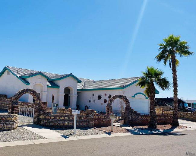 14393 E 53 Rd Ln, House other with 3 bedrooms, 2 bathrooms and 2 parking in Yuma AZ | Image 37