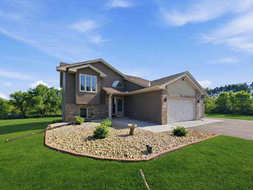 10420 256th Ave Nw, Zimmerman, MN, 55398-4053 | Card Image