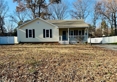 9814 Brenspark Rd, Chesterfield, VA, 23832-4800 | Card Image