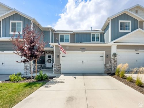 7233 N Hidden Loop Rd, Eagle Mountain, UT, 84005-5716 | Card Image