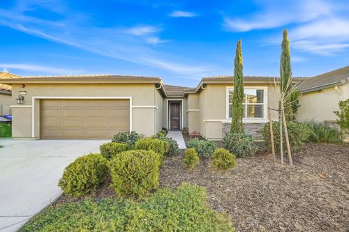 8413 Tapies Way, Elk Grove, CA, 95624 | Card Image