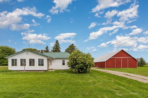 7239 E Rosebush Rd, Mount Pleasant, MI, 48858-9232 | Card Image