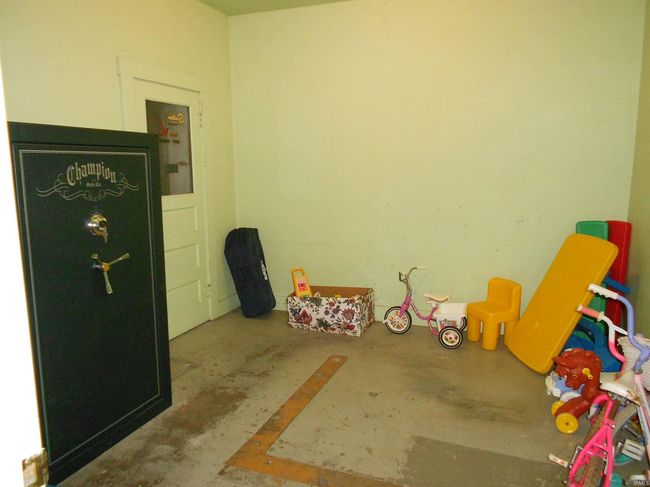 265 E Main St, Home with 0 bedrooms, 2 bathrooms and 12 parking in Peru IN | Image 12
