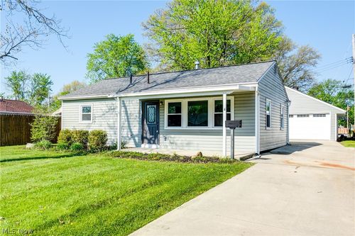 4314 Talbot Ln, Lorain, OH, 44055-3754 | Card Image