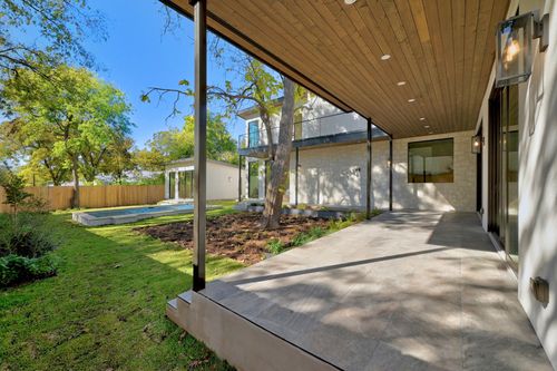 5512 Shoalwood Ave, Austin, TX, 78756-1622 | Card Image