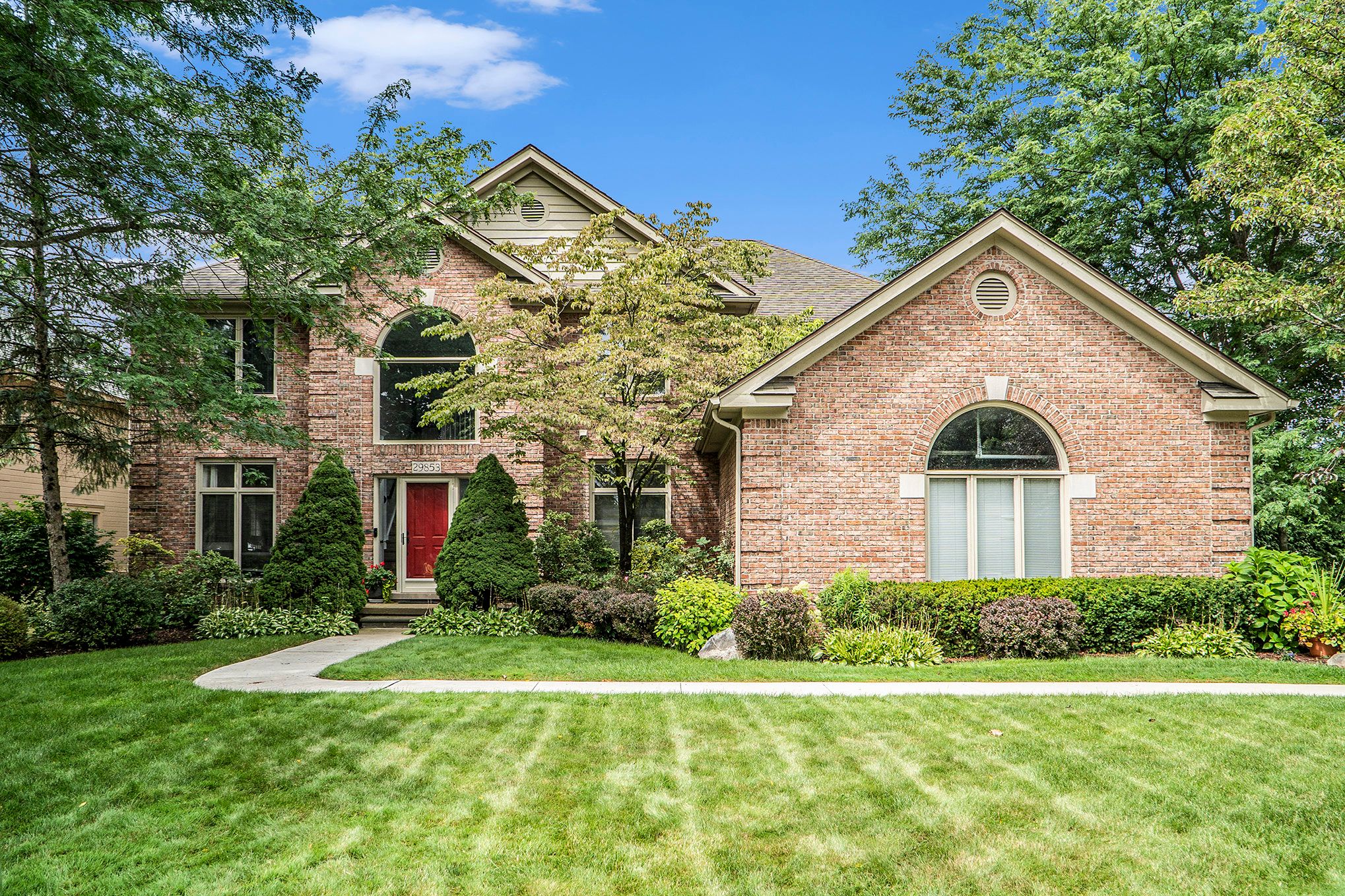 Stanhurst Rd, Farmington Hills, MI 48331