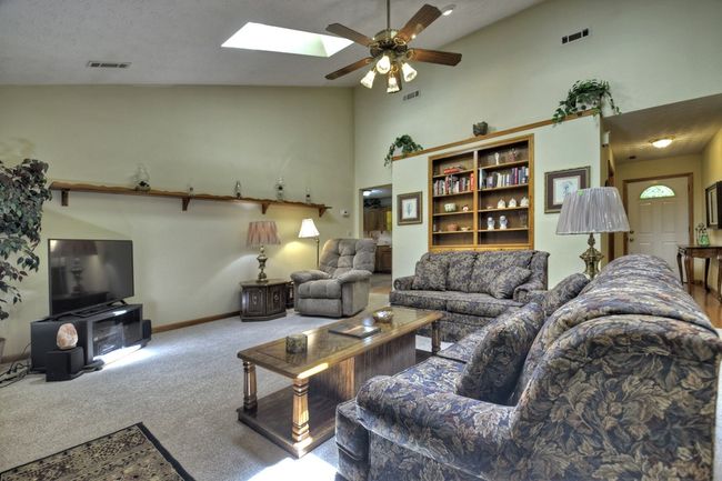 1292 Riverview Dr, Home with 3 bedrooms, 2 bathrooms and 2 parking in Ellijay GA | Image 10