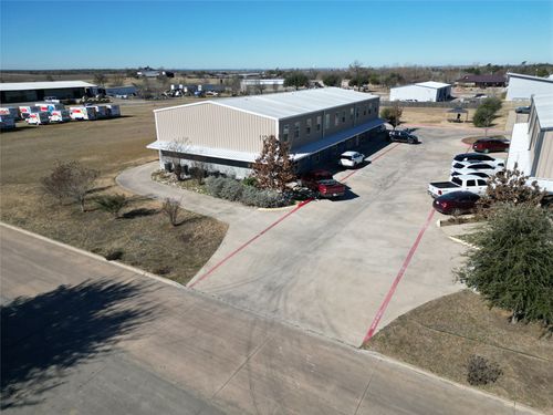 c-1126 Swenson Blvd, Elgin, TX, 78621-2078 | Card Image