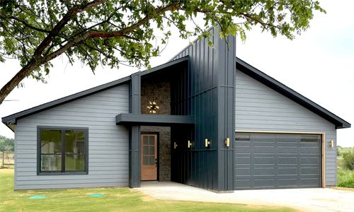 5517 Stonegate Cir, Granbury, TX, 76048-6513 | Card Image