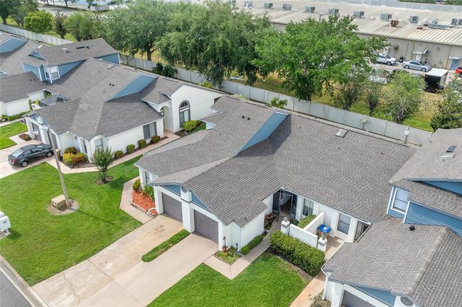 98 Lakepointe Cir, Townhouse with 3 bedrooms, 2 bathrooms and null parking in KISSIMMEE FL | Image 24