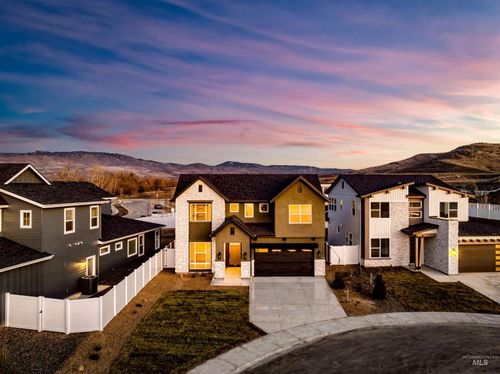 13906 N Malheur Pl, Boise, ID, 83714-1105 | Card Image