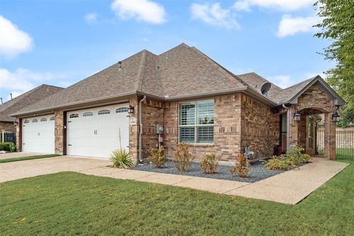 4900 Dacy Ln, Fort Worth, TX, 76116-8051 | Card Image