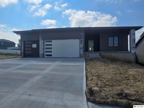 11010 N 161st St, Bennington, NE, 68007-7510 | Card Image