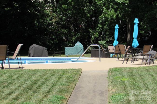 Inground pool | Image 37