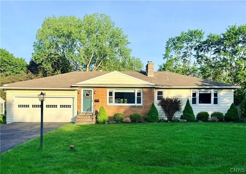 172 Winston Way, Syracuse, NY, 13214-1623 | Card Image