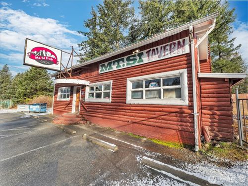 45530 Se North Bend Way, North Bend, WA, 98045-9054 | Card Image