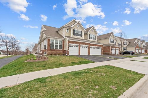 1265 Falcon Ridge Dr, Elgin, IL, 60124-3123 | Card Image