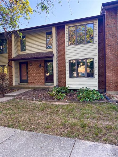 c-64 Timberbrook Dr, Saint Peters, MO, 63376-1234 | Card Image