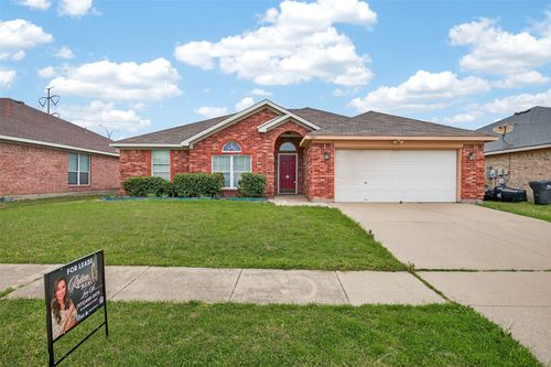 1507 Powder Horn Ln, Arlington, TX, 76018-3065 | Card Image