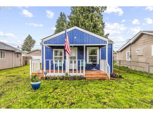 268 25th Ave, Longview, WA, 98632-1216 | Card Image