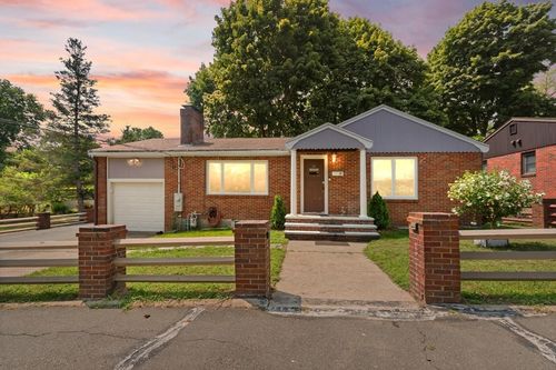 24 Taylor Rd, Lynn, MA, 01904-1734 | Card Image