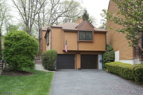 90 Frogtown Rd, Rockaway, NJ, 07866-4805 | Card Image