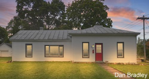 201 E Coffren St, Greenville, MI, 48838-1275 | Card Image