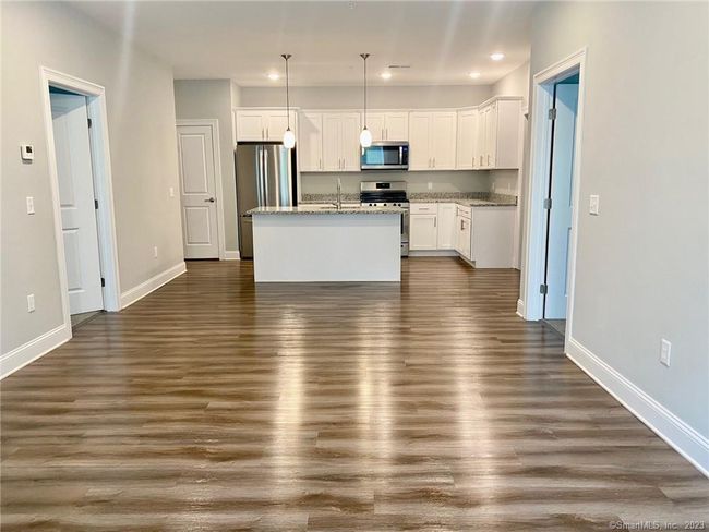 APT-324 - 5 Cherry Brook Rd, Home with 1 bedrooms, 1 bathrooms and null parking in Canton CT | Image 7
