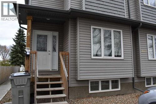 4812 45 St, Lloydminster, SK, S9V0H9 | Card Image