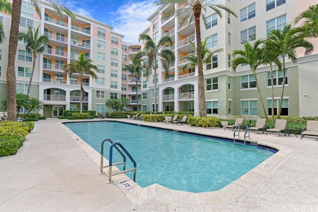 APT-217 - 802 W Windward Way, Condo with 3 bedrooms, 2 bathrooms and null parking in Lantana FL | Image 24