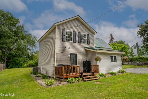 462 County Highway 122, Gloversville, NY, 12078-6327 | Card Image