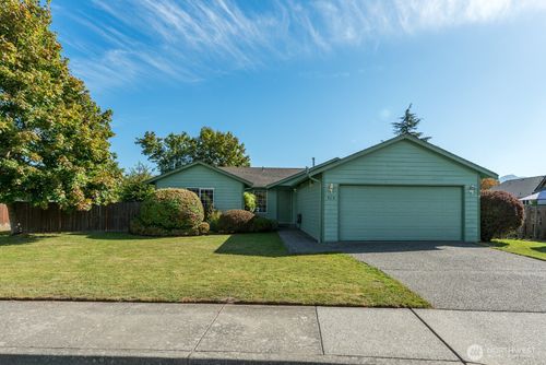915 Presidio Pl, Sedro Woolley, WA, 98284-9133 | Card Image
