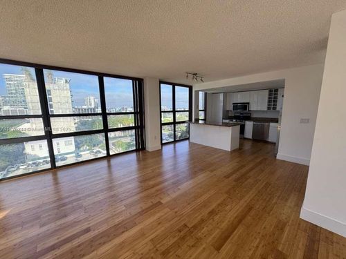 apt-821-600 Ne 36th St, Miami, FL, 33137-3935 | Card Image