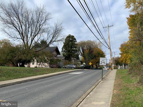 608-604 Main St, MARCUS HOOK, PA, 19061-5011 | Card Image