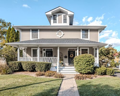 515 Peyton St, Geneva, IL, 60134-2146 | Card Image