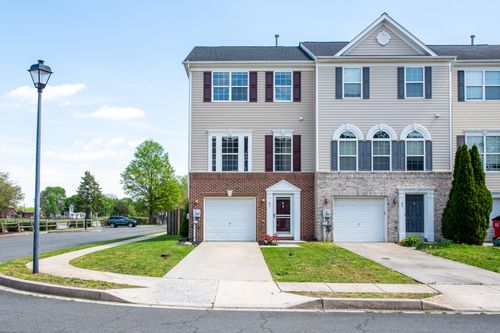 81 Truth Way, MARTINSBURG, WV, 25405-5726 | Card Image