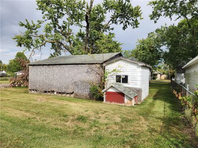 1021 N 11 Street, House other with 2 bedrooms, 1 bathrooms and null parking in Mattoon IL | Image 3