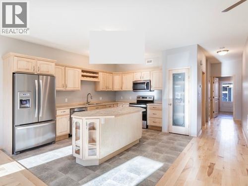 53 Wyvern Ave, Whitehorse, YT, Y1A0T6 | Card Image