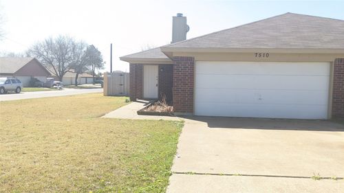 7510 Connie Lane, North Richland Hills, TX, 76182 | Card Image